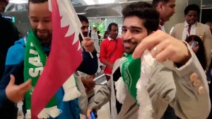 اختصاصی - جشن و پایکوبی قطری‌ها در مترو 