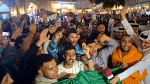 اختصاصی - پایکوبی عربستانی‌ها در شب بازی با عمان