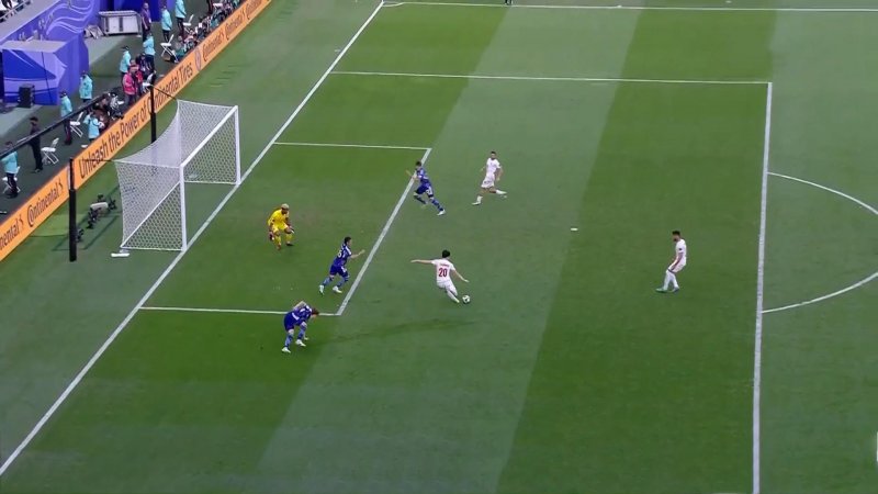 گل دوم ایران توسط سردار که به دلیل آفساید مردود شد