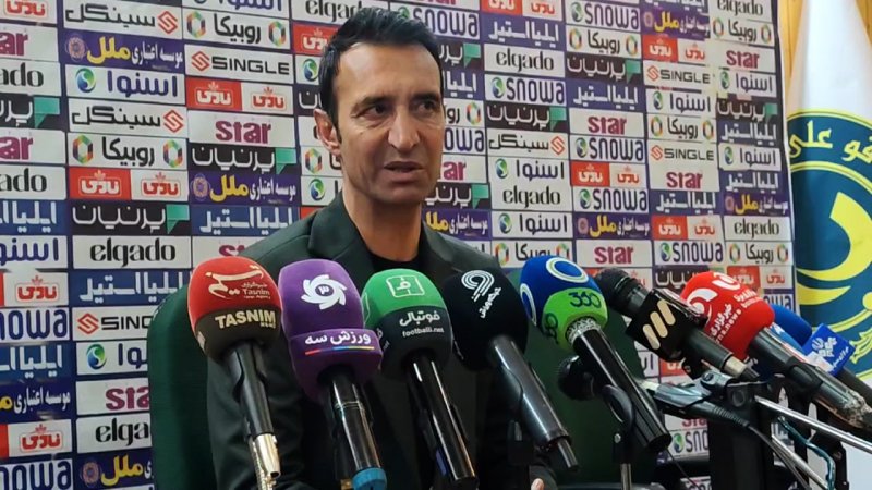 عنایتی: بازیکنانم چون فشاری تحمل نمیکنند، موقعیت از دست می‌دهند