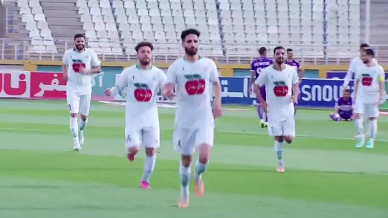 گل اول ذوب‌آهن به هوادار توسط قریشی 