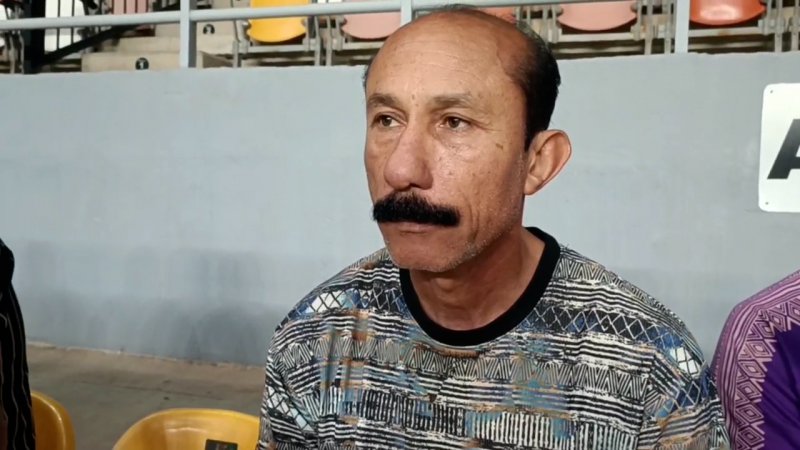 تهامی: واقعا از جایگاه‌های تیم خوزستانی تأسف می‌خورم