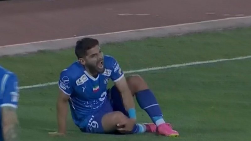 مصدومیت مهدی‌پور باعث تعویض او با نیک‌نفس شد