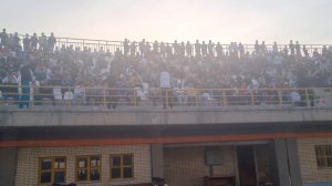 حضور پرتعداد هواداران خیبر خرم‌آباد در ورزشگاه انقلاب
