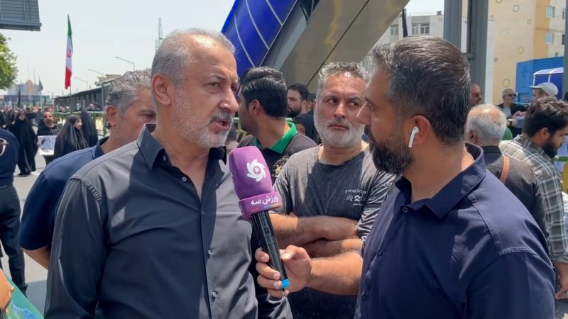 اختصاصی با درویش در مراسم بدرقه رئیس‌جمهور شهید