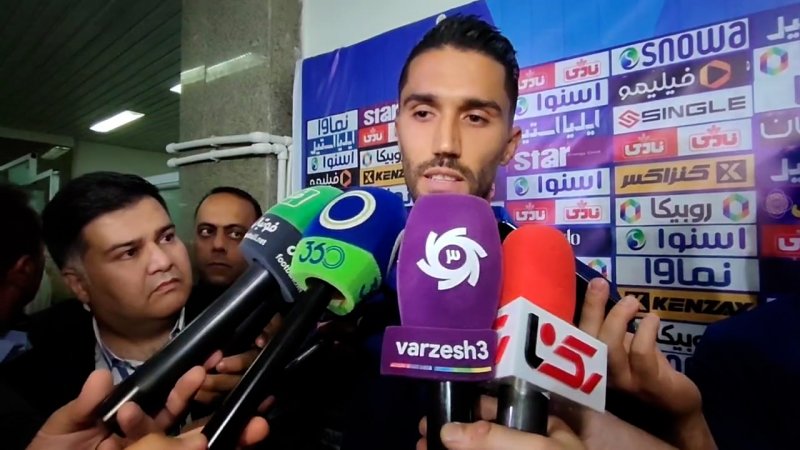 حسینی: قهرمانی را از ما گرفتند
