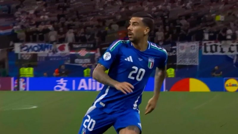 گل تساوی بخش ایتالیا توسط زاکانی