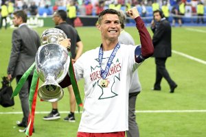 یورو 2016، جام اروپا بالاخره در دستان رونالدو