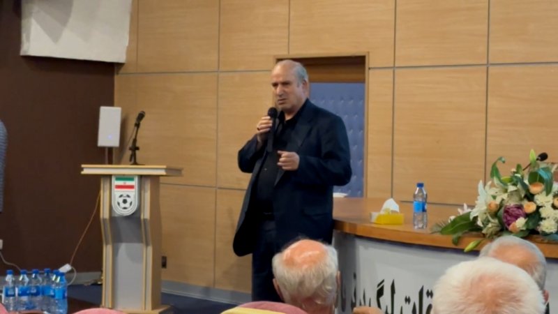 کنایه تاج به سفر دسته‌جمعی تیم‌های لیگ برتری به ترکیه