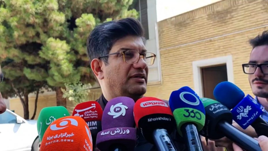 مشهد نشود یک ورزشگاه نزدیک تهران انتخاب می‌کنیم