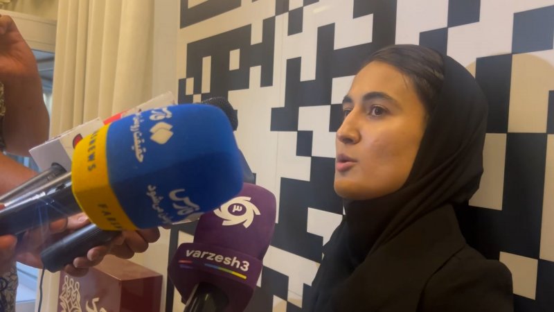 افسانه چتر نور: من یک استقلالی دو آتیشه هستم