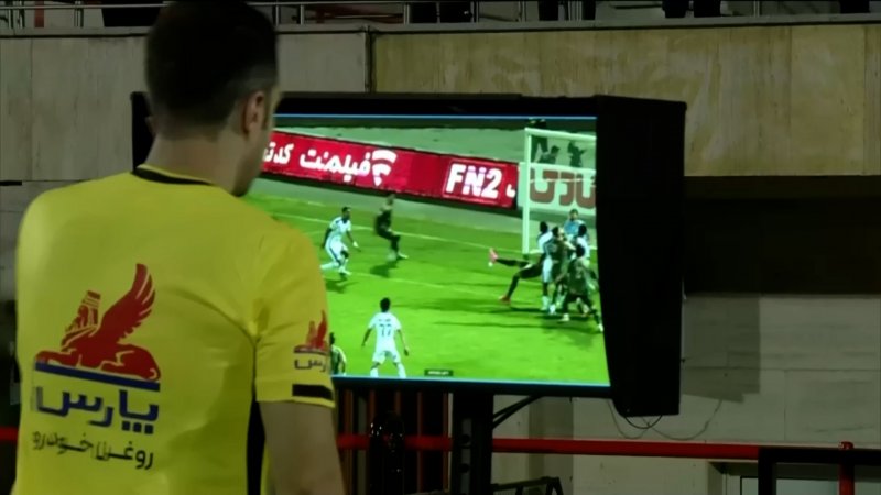 لحظه اعلام تایید پنالتی شمس آذر برابر استقلال