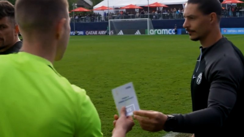 نسخه جدید VAR در حال بررسی