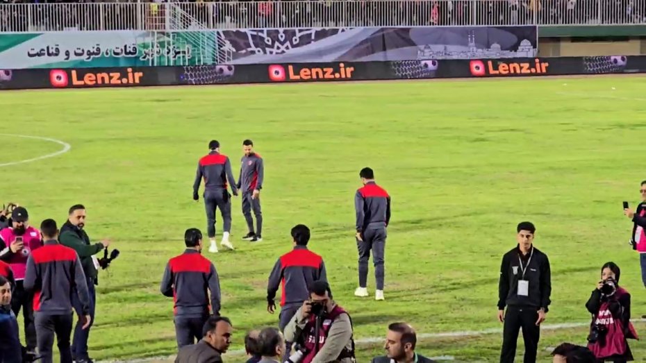 گرم کردن دوتیم چادرملو - پرسپولیس پیش از بازی