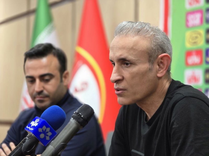 کنایه گل‌محمدی به صحبت‌های مجری فوتبال برتر