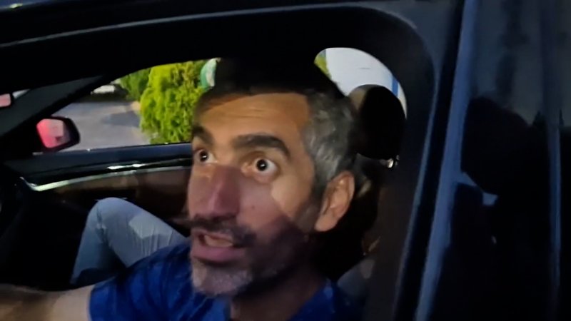 پخش ویدیو