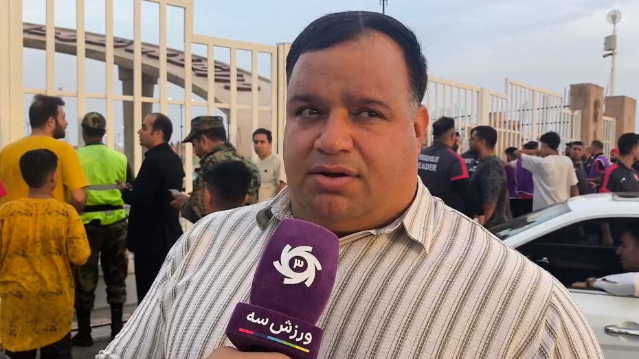 حضور قهرمان پارالمپیک در حاشیه دیدار مس و پرسپولیس