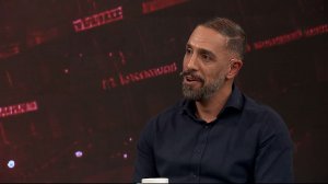 تبریک اشکان دژاگه به زبان آلمانی برای قهرمانی تراکتور