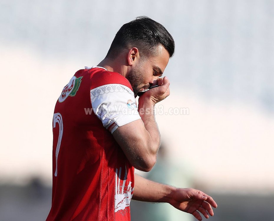 سروش: اگر حضورم در تیم آسیب‌زاست، بگویید از پرسپولیس برو