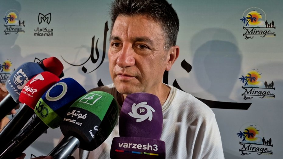 قلعه‌نویی: طارمی پرچمدار فوتبال ایران است