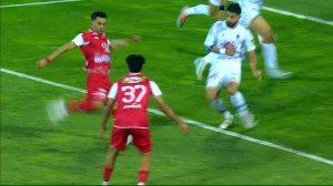 ضربات متوالی پرسپولیس به سمت دروازه هوادار