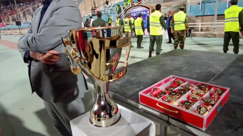 بالاخره، جام قهرمانی آماده اهدا به تراکتور تبریز