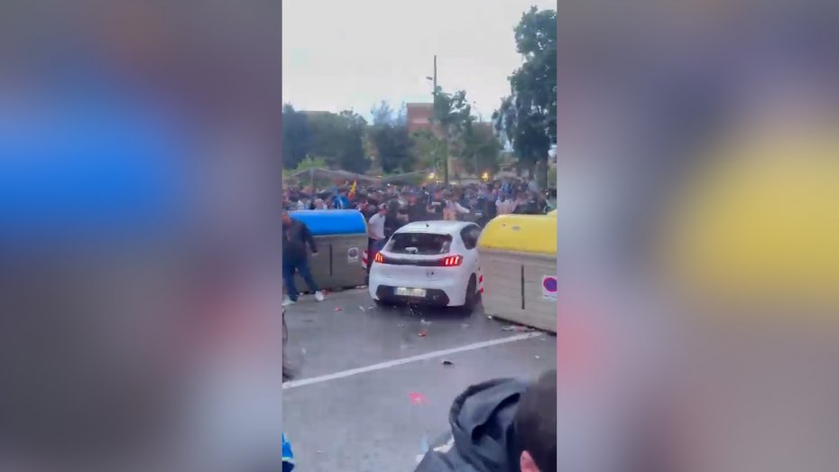 حمله با خودرو به هواداران دیدار اسپانیول و بارسلونا