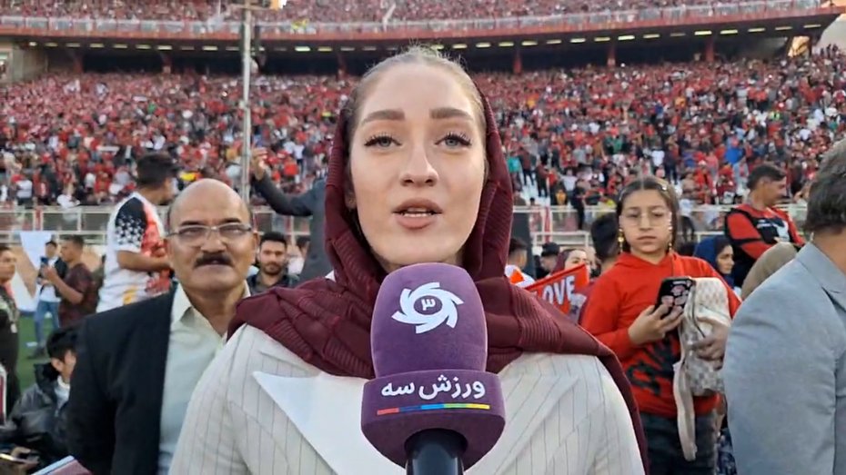 آیتک سلامت: به داشتن چنین طرفدارانی افتخار می‌کنم