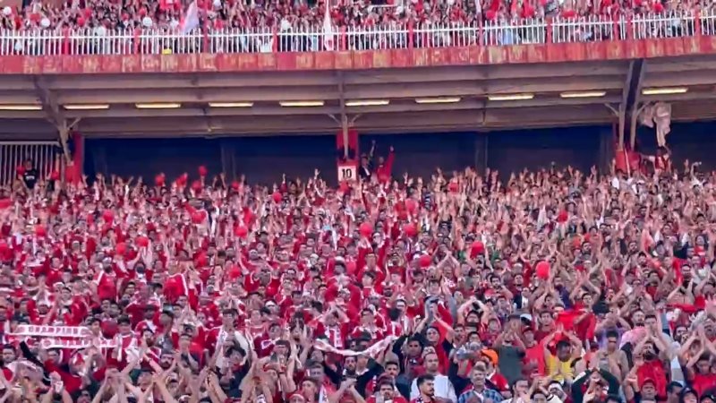 هواداران تراکتور، رکورد گینس را شکستند!