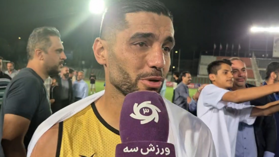 اشک‌های مهدی شریفی پس از صعود پیکان به لیگ برتر