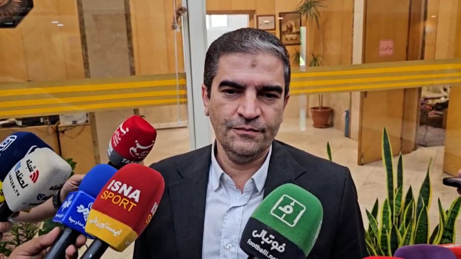 قاضی‌زاده: پیگیری‌می‌کنم اجاره ورزشگاه‌امام‌رضا برای تیم‌ملی به‌حداقل‌برسد