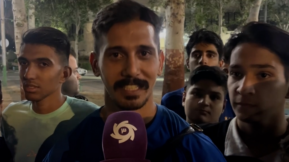 گفت‌وگو با هواداران استقلال پس از پایان بازی