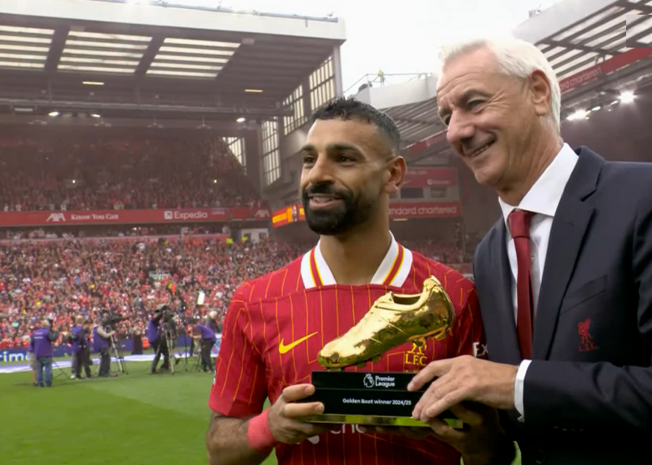 محمد صلاح، برنده جایزه کفش طلا شد
