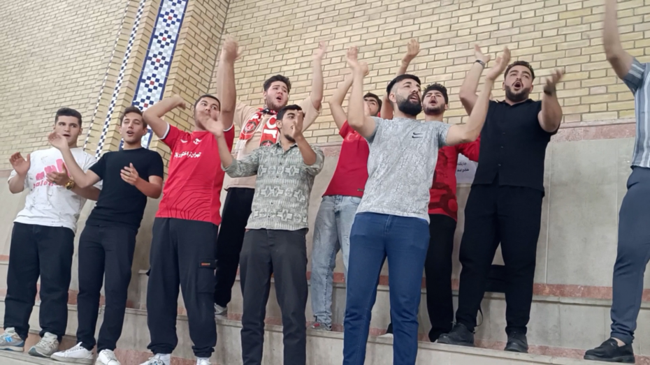 حمایت تی‌تی‌ها از مس سونگون در بازی دوستانه 