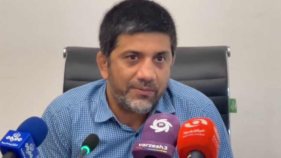 علیرضا دبیر از خاطراتش در کنار بزرگان کشتی می‌گوید