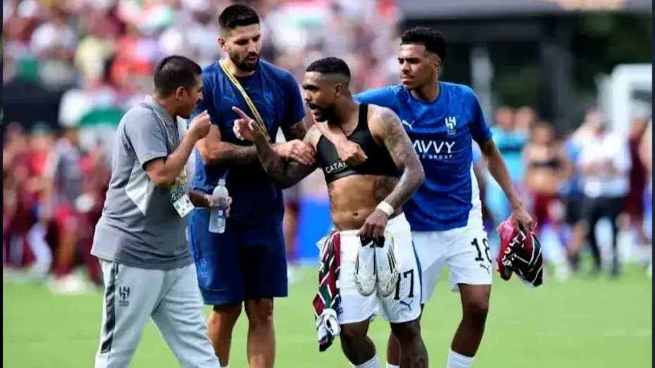 ستاره الهلال در آستانه اخراج: به هواداران فحاشی کرد!‏