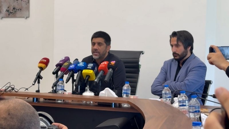 دبیر: نمی‌گذارم کسی در کشتی کار سیاسی بکند