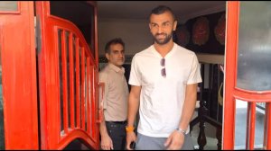 دورسون بدون پاسخ به خبرنگاران باشگاه را ترک کرد