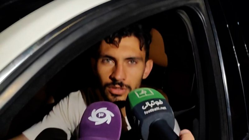 آزادی: سعی میکنم نظر ساپینتو را جلب کنم