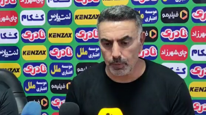 محمود فکری: رفتارمان باید حرفه‌ای باشد
