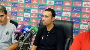 عنایتی: جای دو تیم صنعت‌نفت و سایپا در لیگ خالی هست