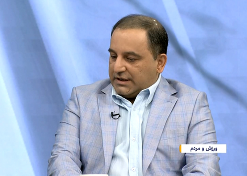 علوی: سپاهان و آلوز باید ریسک فسخ قرارداد را بپذیرند
