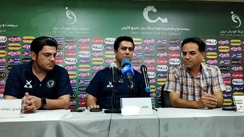 کریمیان : شمس آذر تیمی جسور و جنگنده است