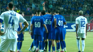 اخراج بوحمدان و 10 نفره شدن استقلال خوزستان