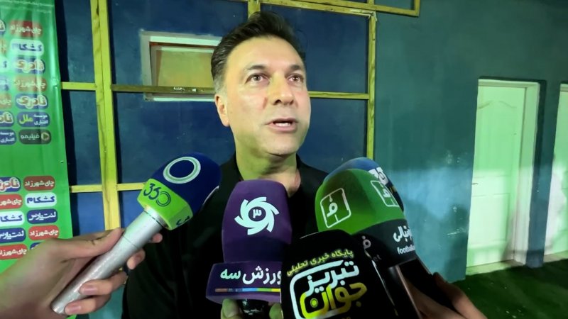 مظفری‌زاده: گلر خارجی ما قانونی آمده است