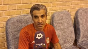 گفتگو با بازیکنان و کادرفنی در حاشیه تمرینات تیم ملی فوتسال