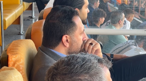 حضور احد میرزایی عضو هیئت مدیره پرسپولیس در ورزشگاه انقلاب کرج