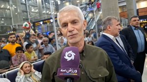 اسبقیان: زانو زدن زارع مقابل پرچم ایران ستودنی بود