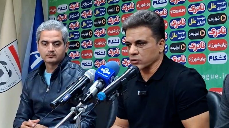  رضایی: با وجود وار پنالتی و 3 امتیازمان گم شد
