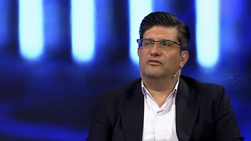 سمیعی: در زمان من با وجود بدهی پنجره‌ای بسته نشد
